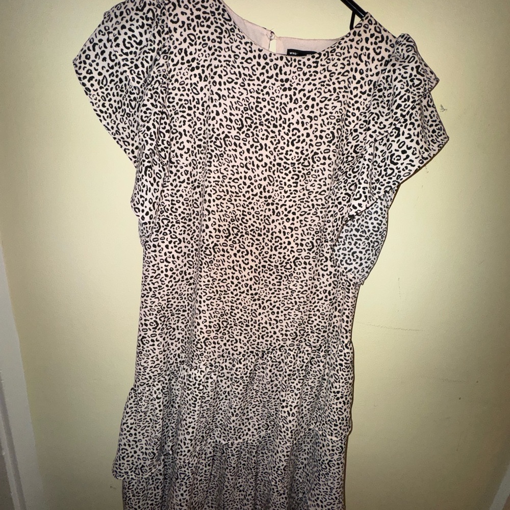 Who What Wear Black and White Flutter Sleeve Midi Sundress